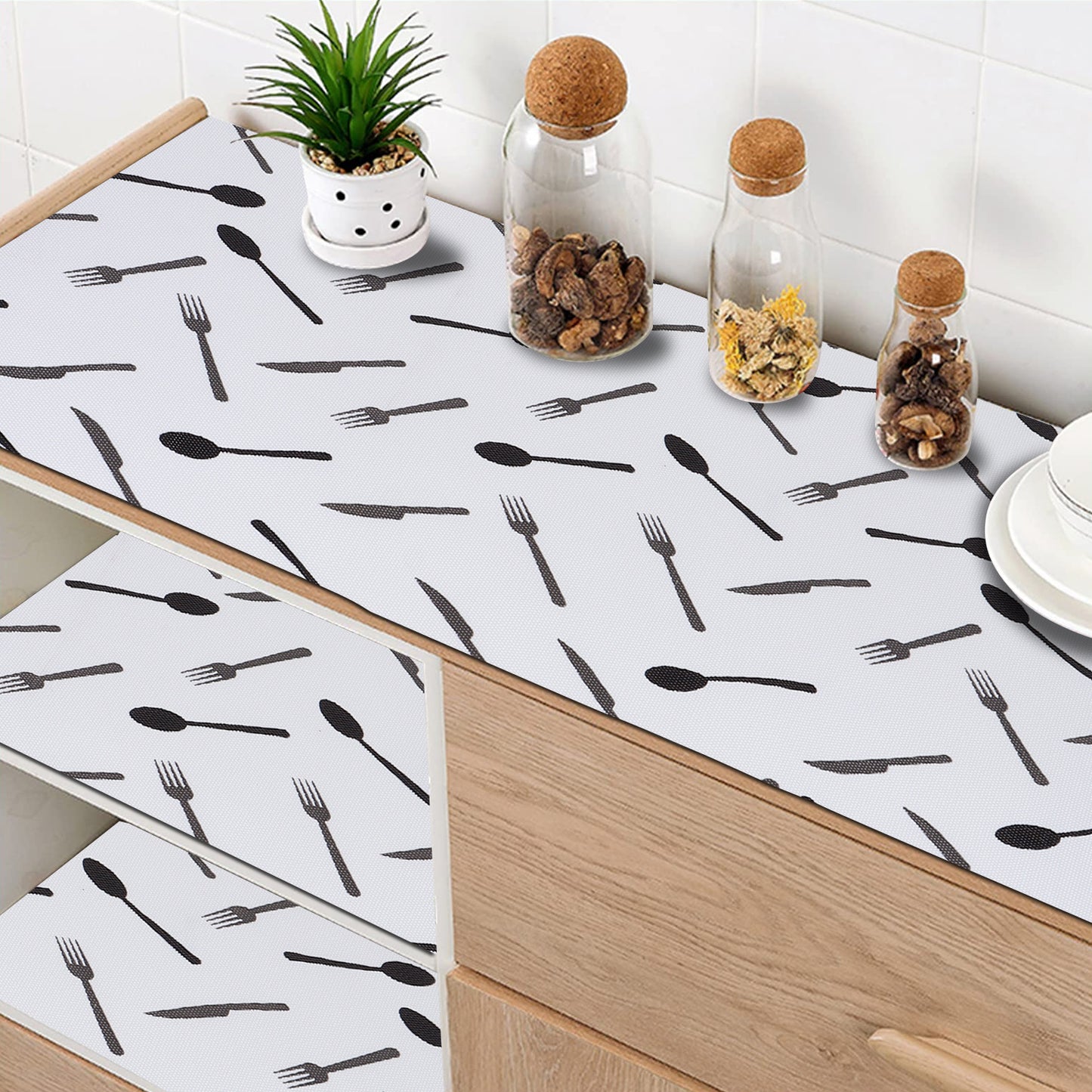45cm x 5m Multipurpose Waterproof Cutlery Printed Anti-Slip Shelf Liner Mat